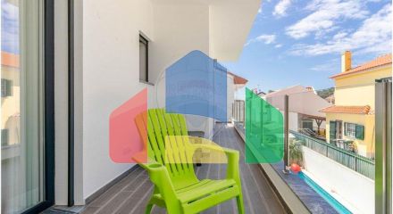 Residential - Single Family Home - T3 - Charneca de Caparica e Sobreda, Almada - PT