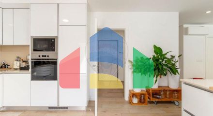 Residential - Single Family Home - T3 - Charneca de Caparica e Sobreda, Almada - PT