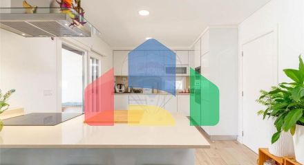 Residential - Single Family Home - T3 - Charneca de Caparica e Sobreda, Almada - PT