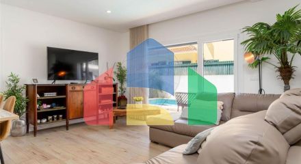 Residential - Single Family Home - T3 - Charneca de Caparica e Sobreda, Almada - PT