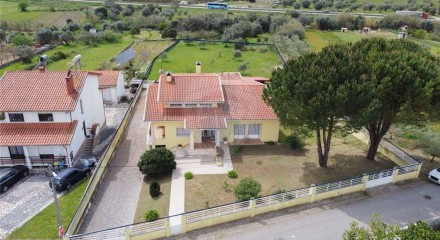 Residential - Single Family Home - T3 - Souselas e Botão, Coimbra - PT