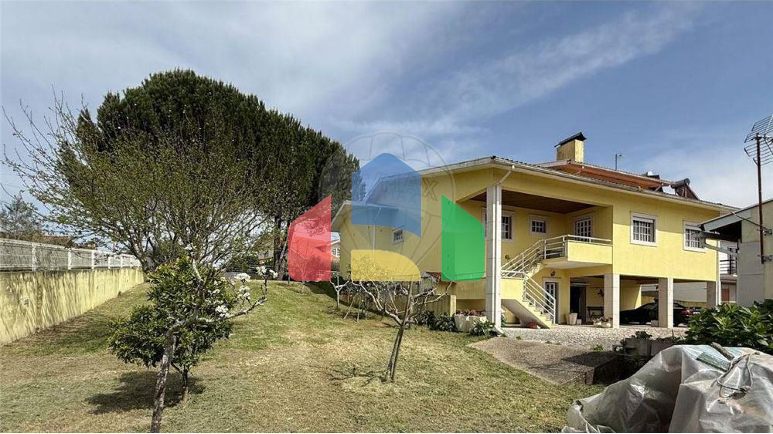 Residential - Single Family Home - T3 - Souselas e Botão, Coimbra - PT