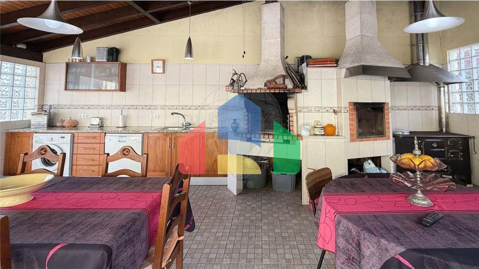 Residential - Single Family Home - T3 - Souselas e Botão, Coimbra - PT