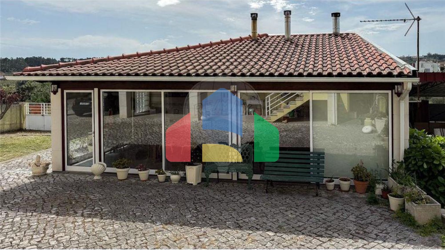Residential - Single Family Home - T3 - Souselas e Botão, Coimbra - PT