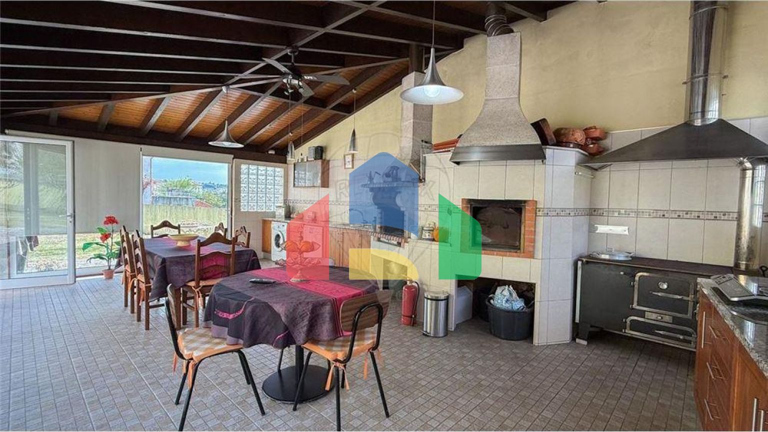 Residential - Single Family Home - T3 - Souselas e Botão, Coimbra - PT