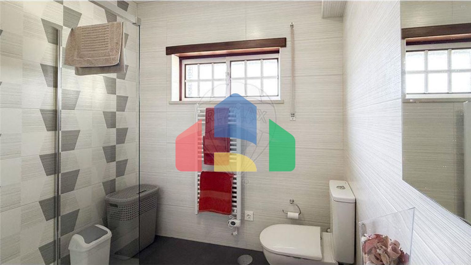 Residential - Single Family Home - T3 - Souselas e Botão, Coimbra - PT