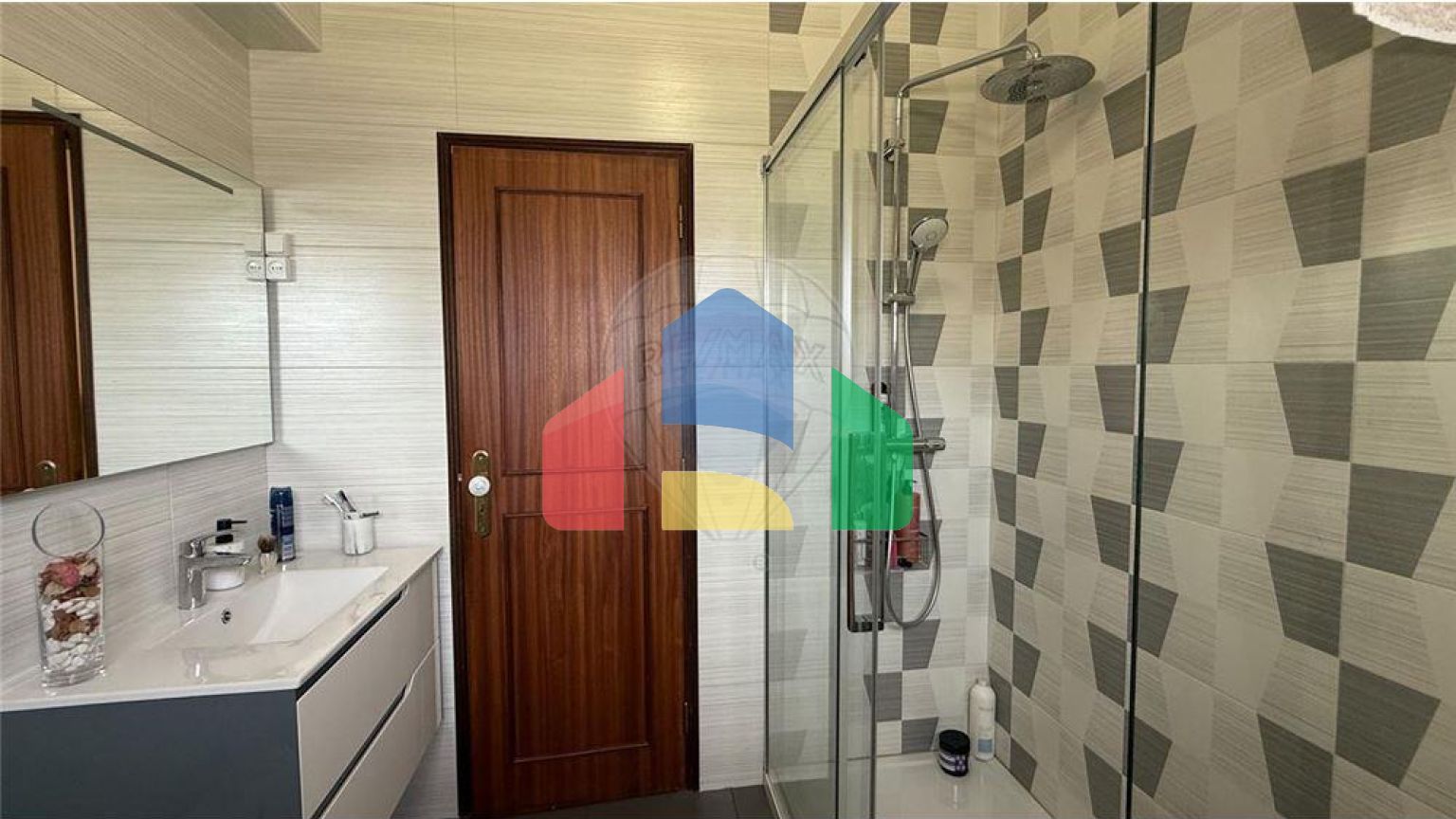 Residential - Single Family Home - T3 - Souselas e Botão, Coimbra - PT