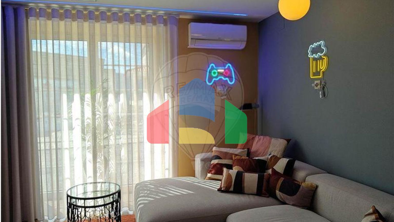 Commercial - Hotel - T12 - Cerdeira e Moura da Serra, Arganil - PT