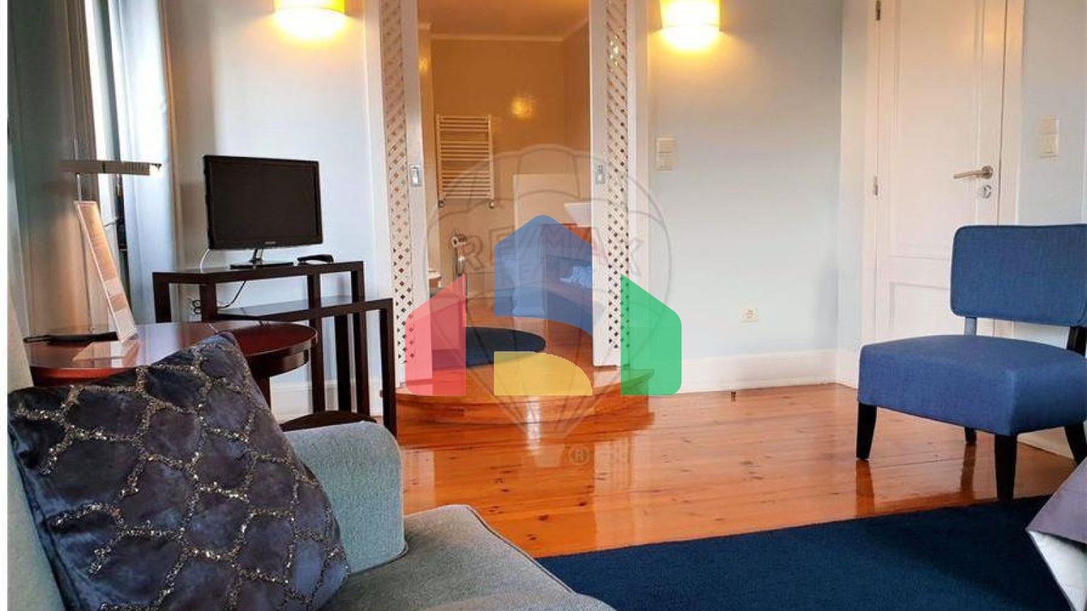 Commercial - Hotel - T12 - Cerdeira e Moura da Serra, Arganil - PT