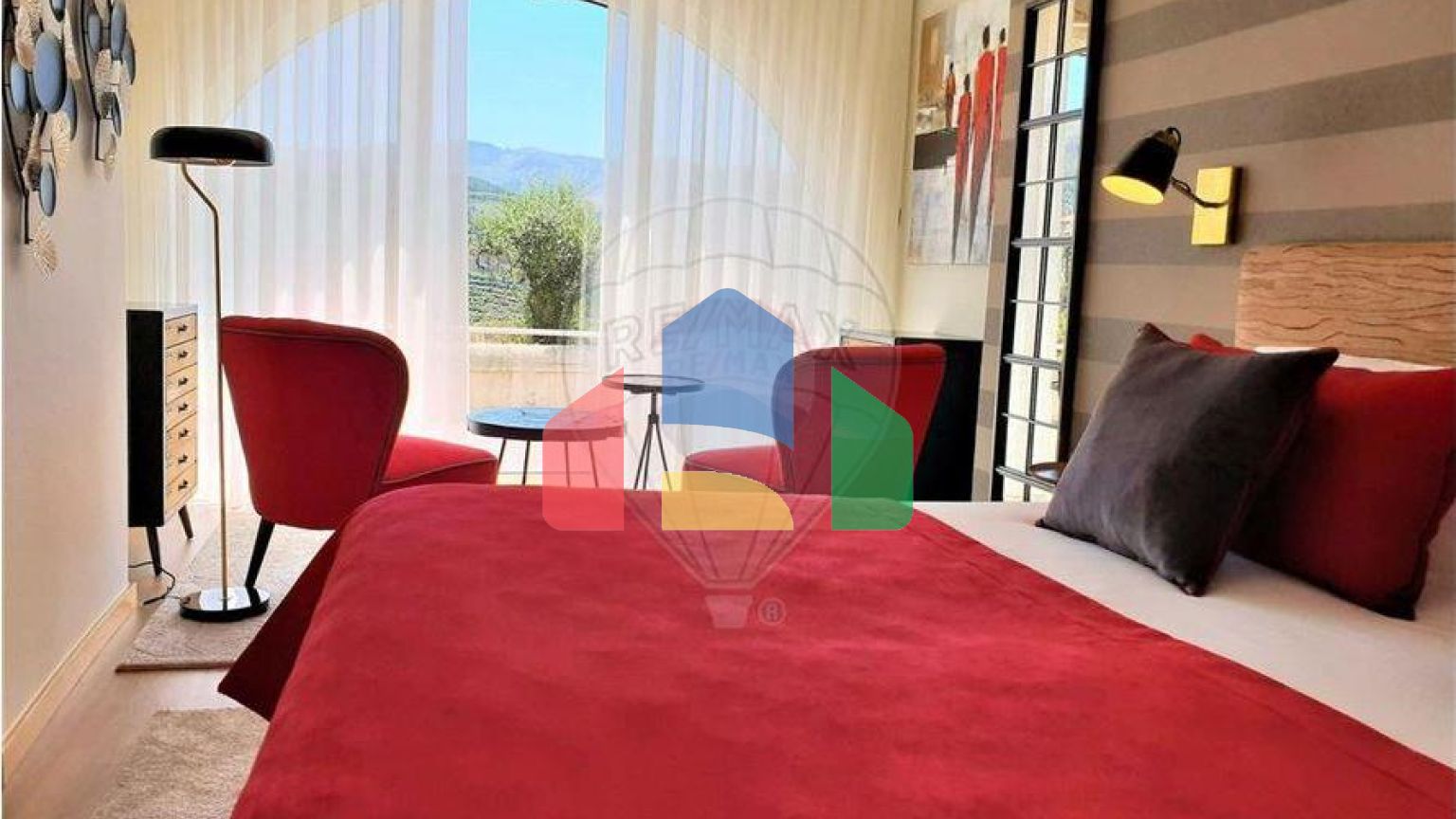 Commercial - Hotel - T12 - Cerdeira e Moura da Serra, Arganil - PT