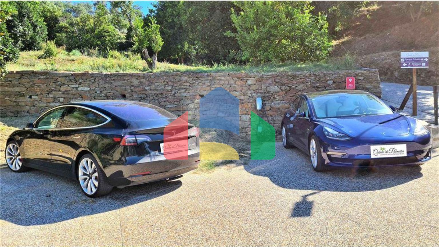 Commercial - Hotel - T12 - Cerdeira e Moura da Serra, Arganil - PT