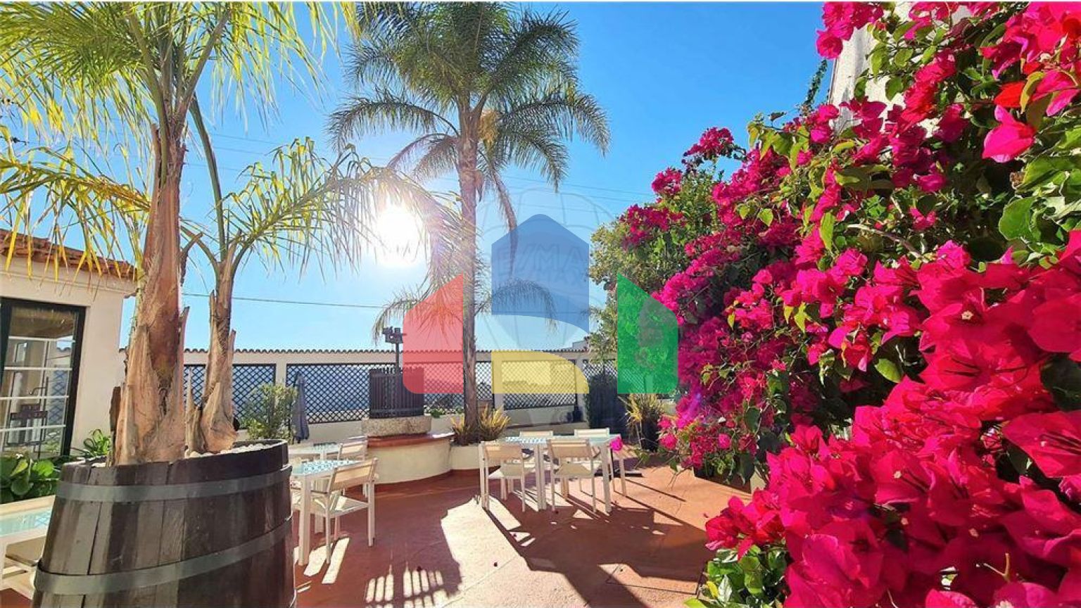 Commercial - Hotel - T12 - Cerdeira e Moura da Serra, Arganil - PT