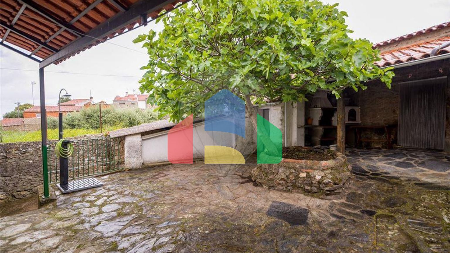 Residential - Single Family Home - T4 - Monfortinho e Salvaterra do Extremo, Idanha-a-Nova - PT