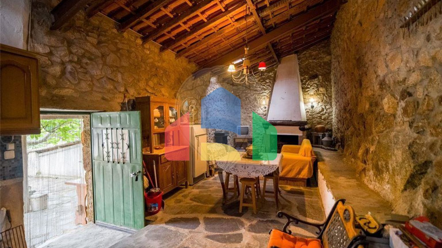 Residential - Single Family Home - T4 - Monfortinho e Salvaterra do Extremo, Idanha-a-Nova - PT