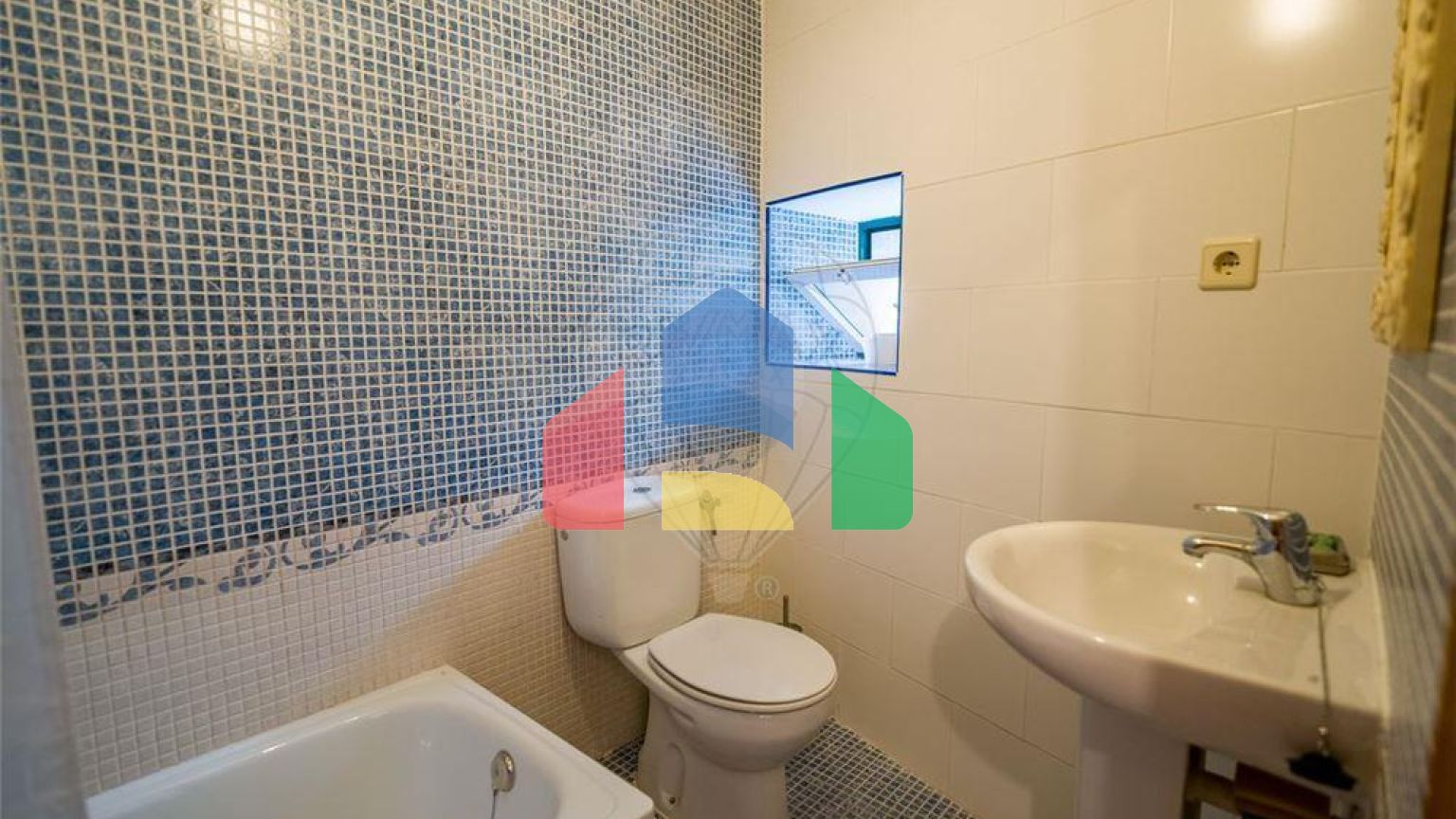 Residential - Single Family Home - T4 - Monfortinho e Salvaterra do Extremo, Idanha-a-Nova - PT