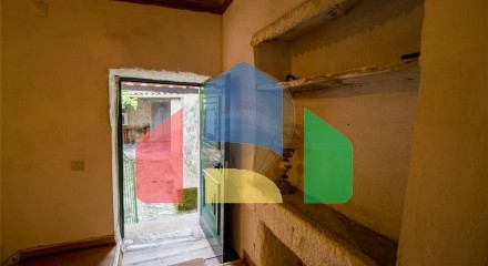 Residential - Single Family Home - T4 - Monfortinho e Salvaterra do Extremo, Idanha-a-Nova - PT