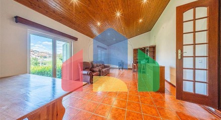 Residential - Single Family Home - T3 - Santiago de Besteiros, Tondela - PT