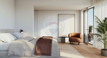 Residential - Condo/Apartment - T3 - Lumiar, Lisbon - PT
