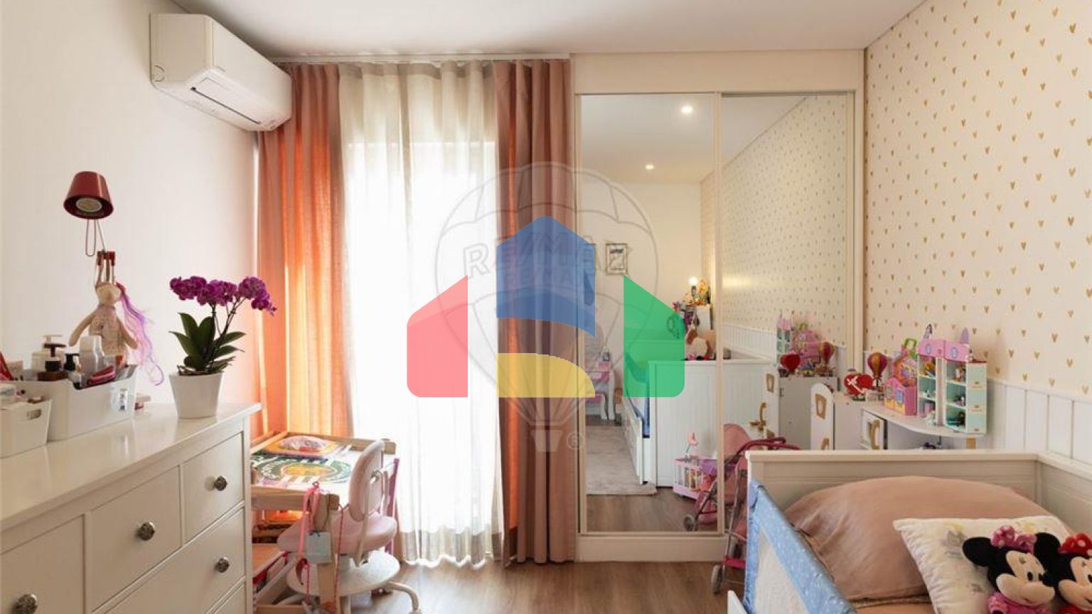 Residential - Condo/Apartment - T3 - Lumiar, Lisbon - PT