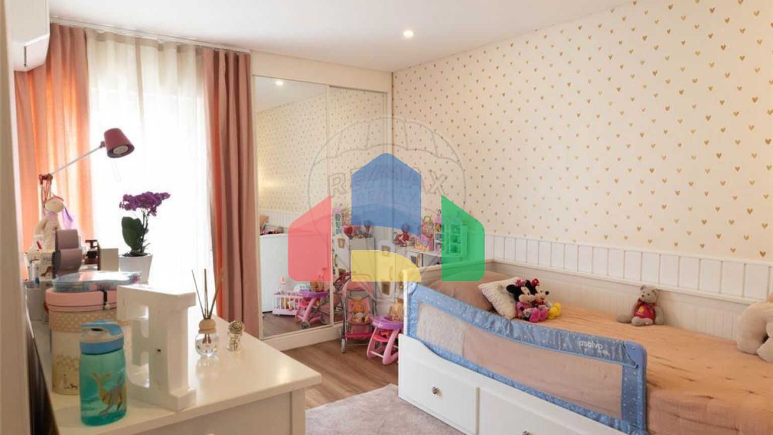 Residential - Condo/Apartment - T3 - Lumiar, Lisbon - PT