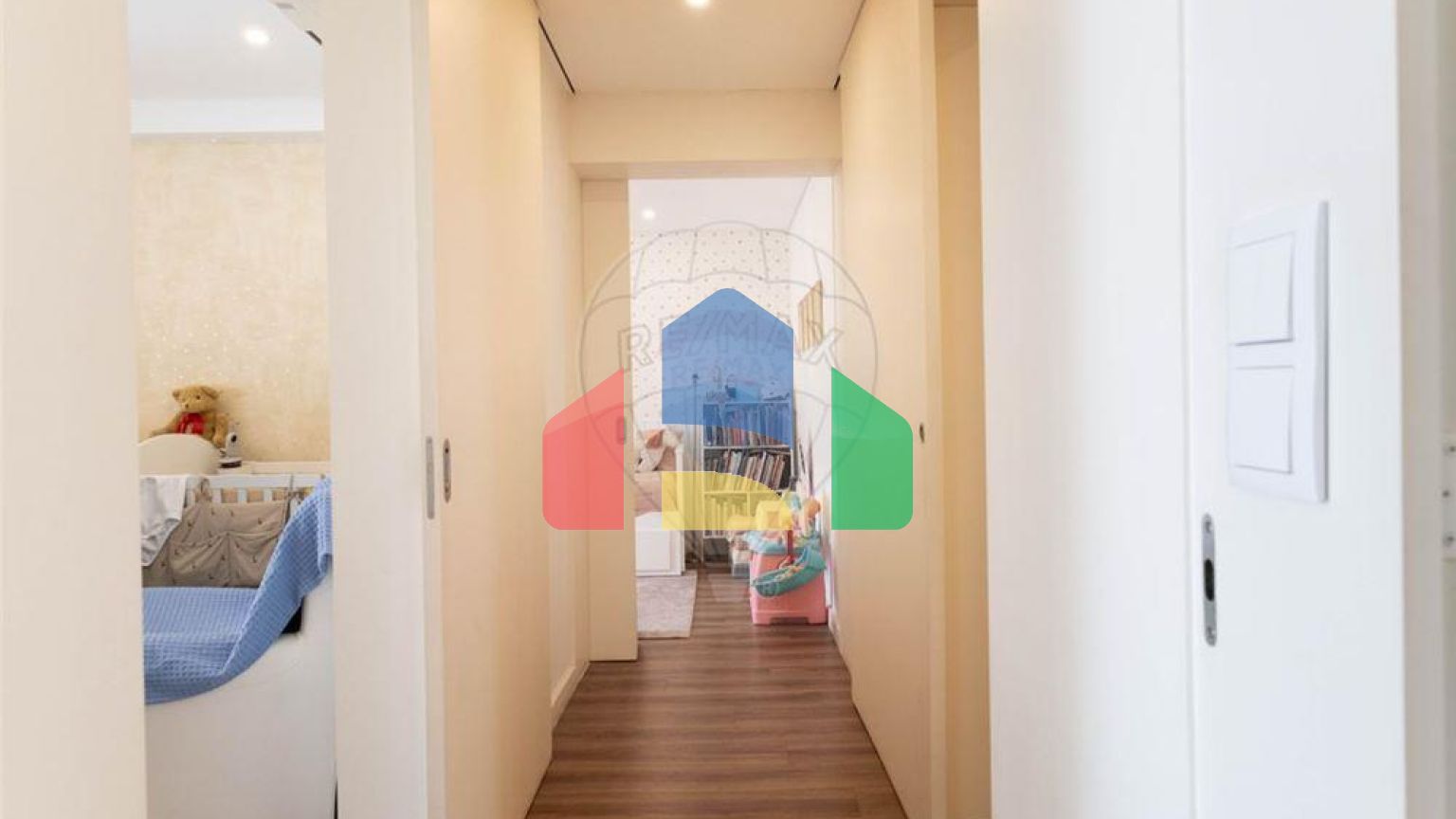 Residential - Condo/Apartment - T3 - Lumiar, Lisbon - PT