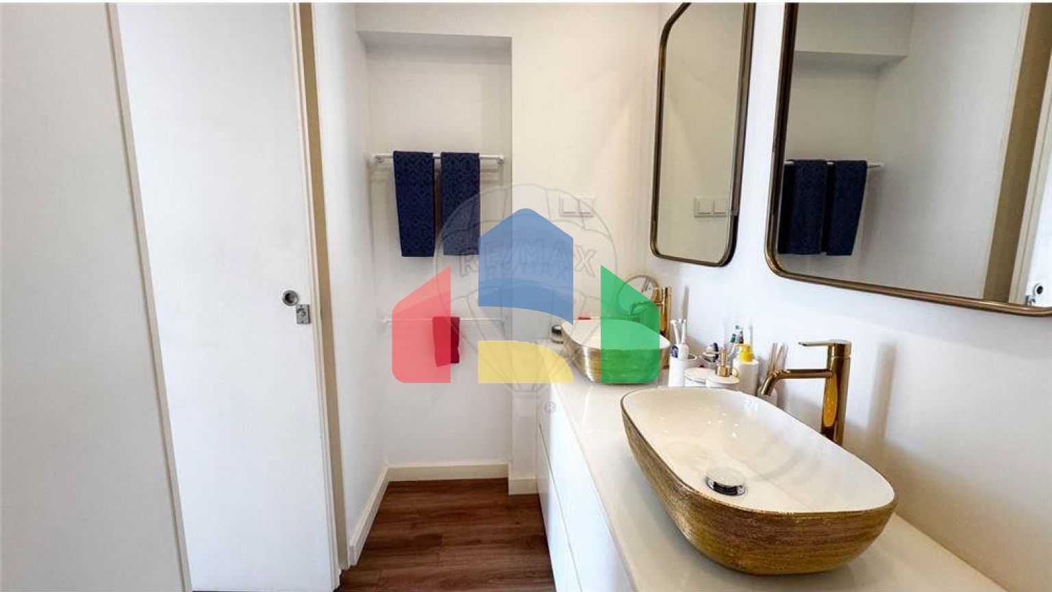 Residential - Condo/Apartment - T3 - Lumiar, Lisbon - PT