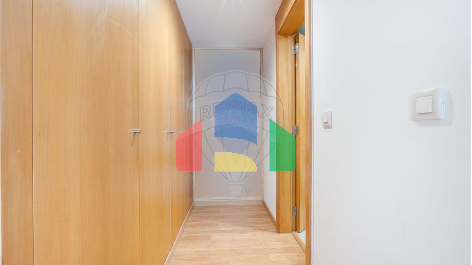 Residential - Condo/Apartment - T3 - Lumiar, Lisbon - PT