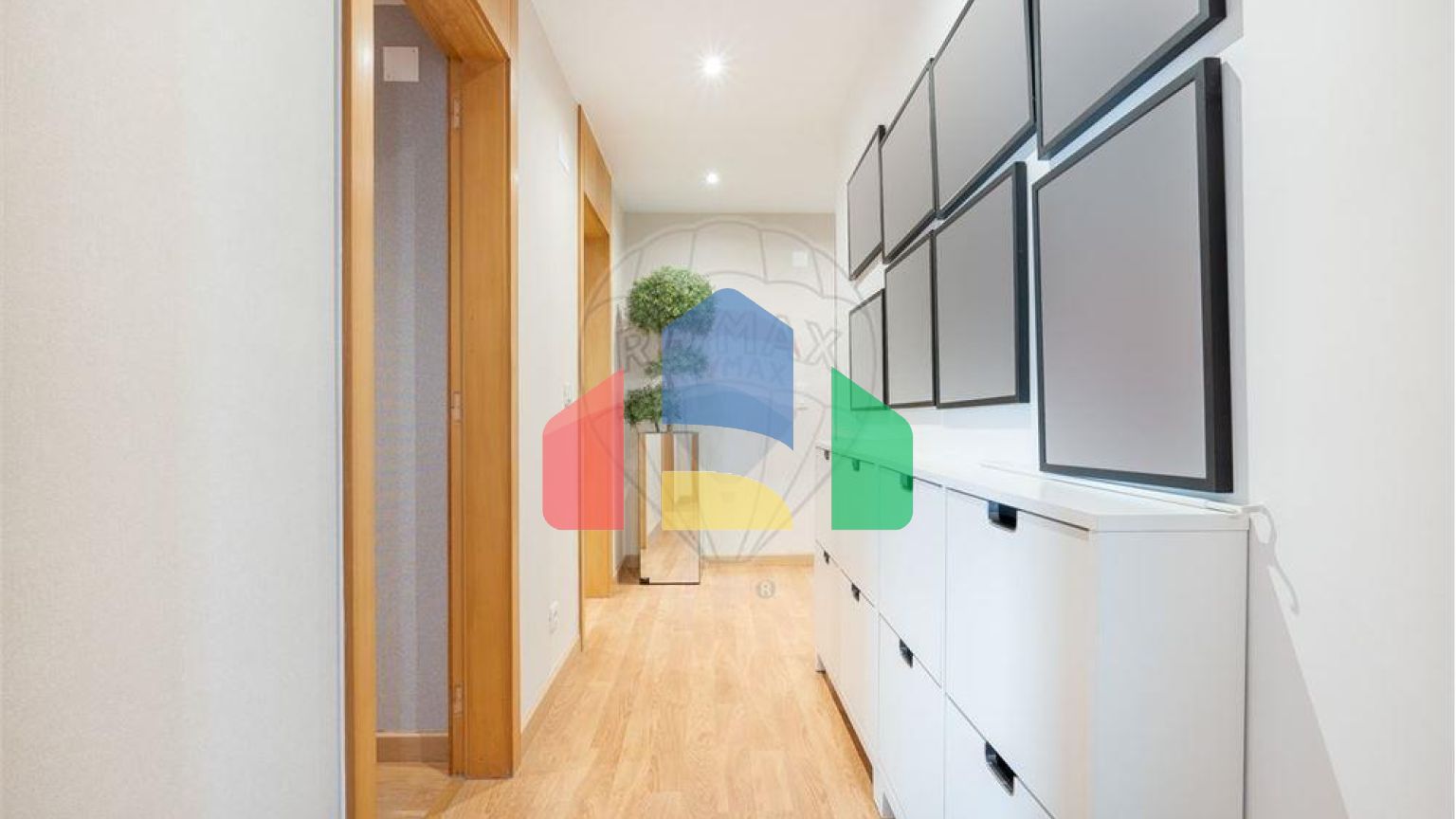 Residential - Condo/Apartment - T3 - Lumiar, Lisbon - PT