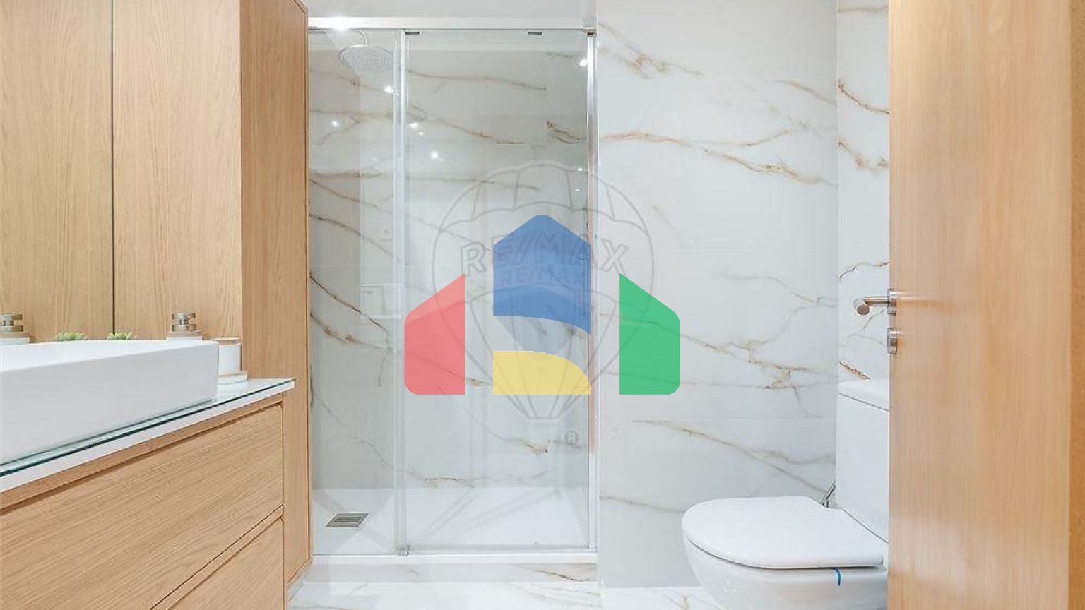 Residential - Condo/Apartment - T3 - Lumiar, Lisbon - PT