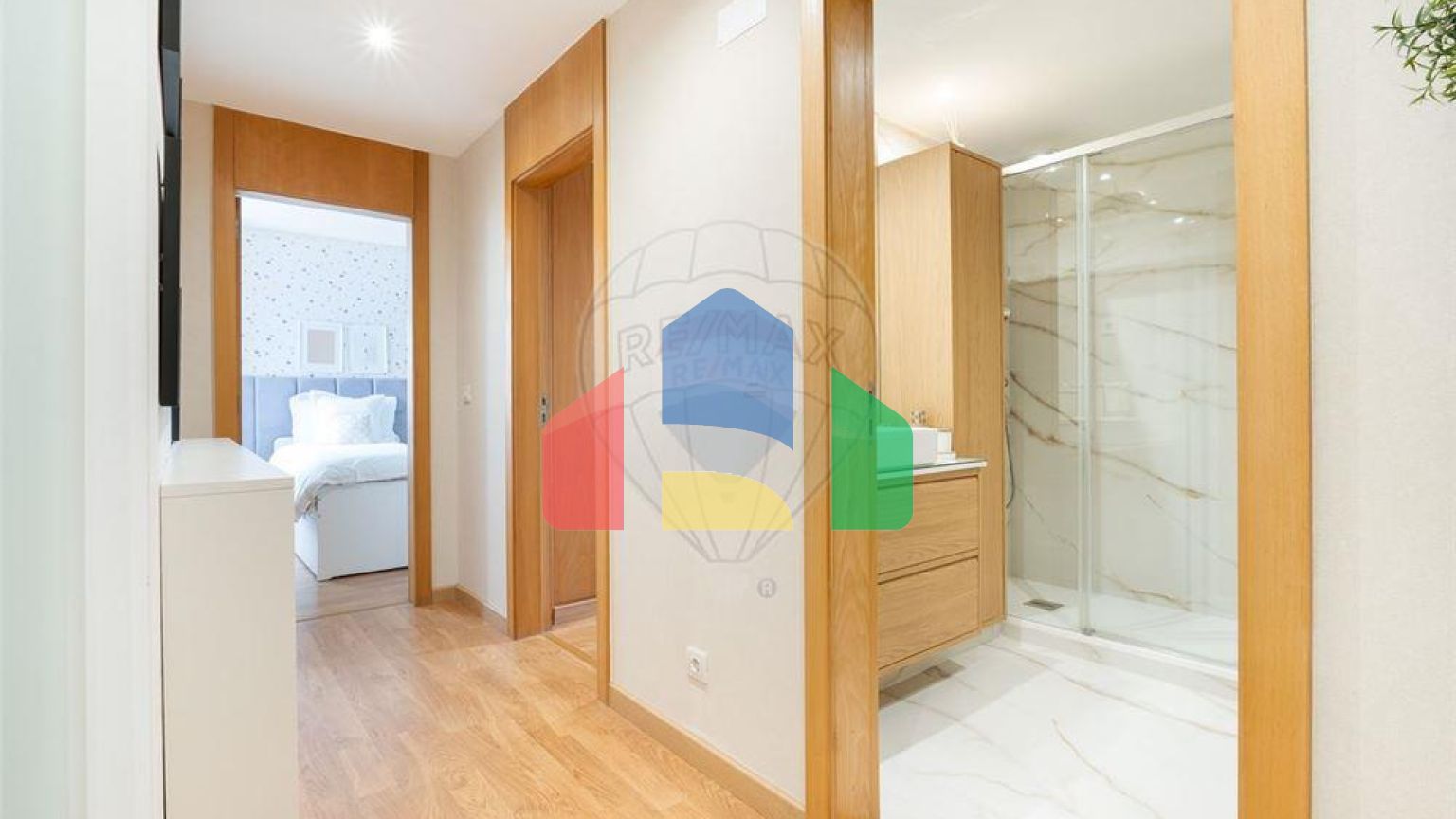 Residential - Condo/Apartment - T3 - Lumiar, Lisbon - PT