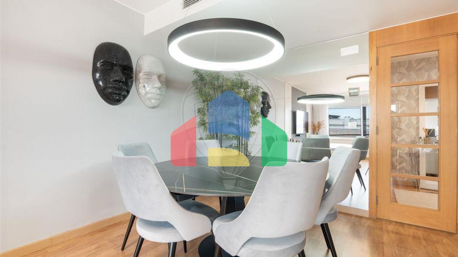 Residential - Condo/Apartment - T3 - Lumiar, Lisbon - PT
