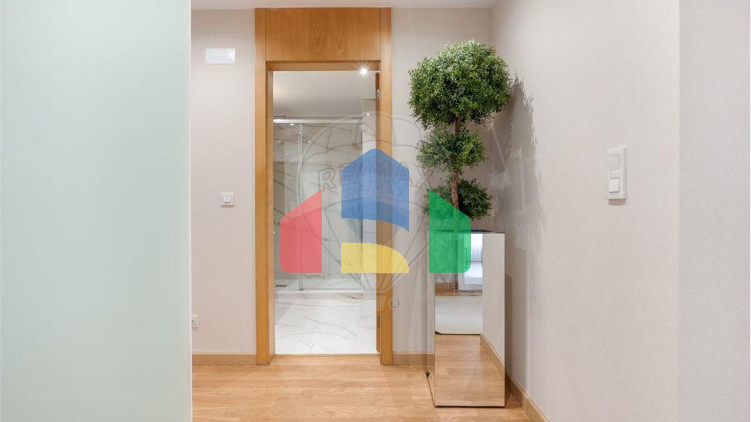 Residential - Condo/Apartment - T3 - Lumiar, Lisbon - PT