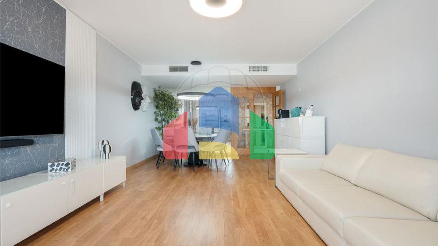 Residential - Condo/Apartment - T3 - Lumiar, Lisbon - PT