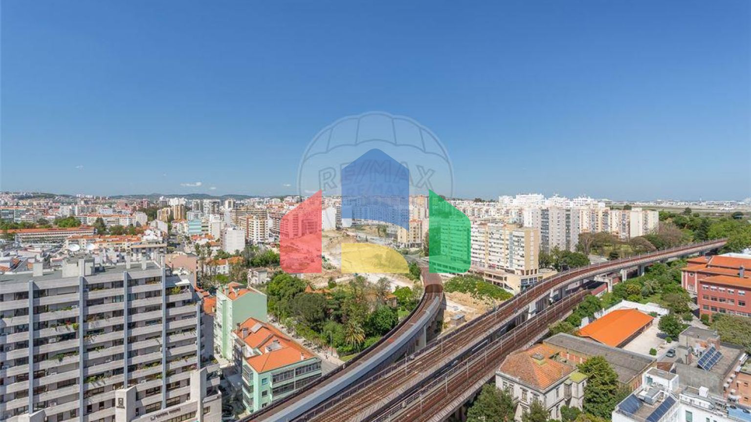 Residential - Condo/Apartment - T4 - Lumiar, Lisbon - PT