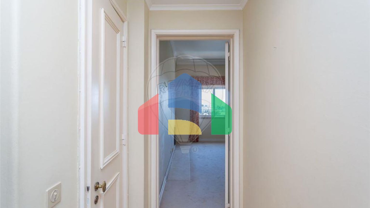 Residential - Condo/Apartment - T4 - Lumiar, Lisbon - PT