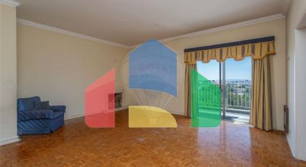 Residential - Condo/Apartment - T4 - Lumiar, Lisbon - PT