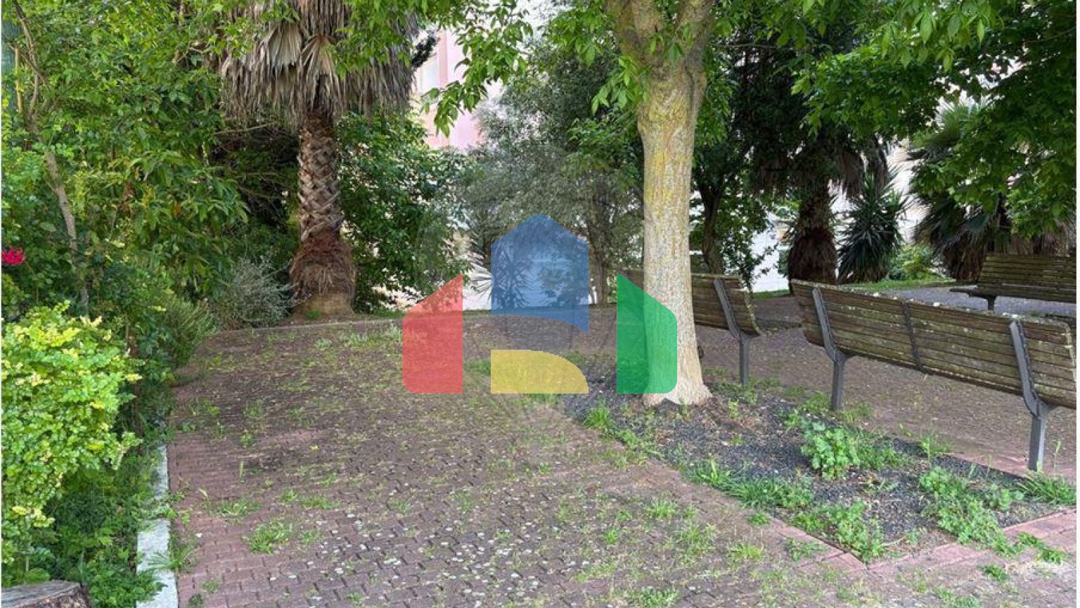 Residential - Condo/Apartment - T1 - Lumiar, Lisbon - PT