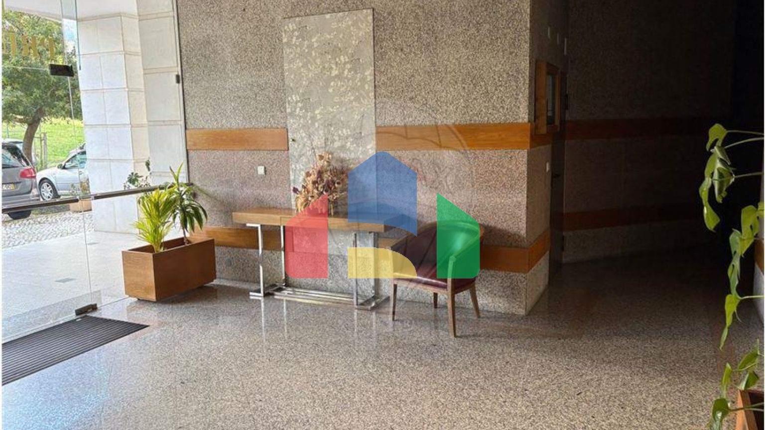 Residential - Condo/Apartment - T1 - Lumiar, Lisbon - PT