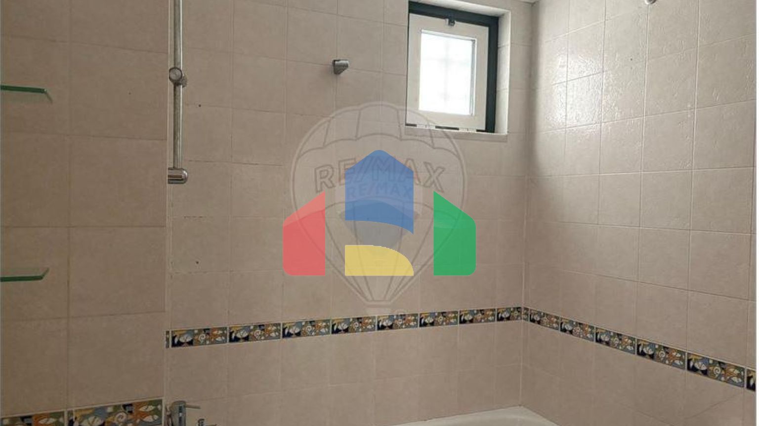 Residential - Condo/Apartment - T1 - Lumiar, Lisbon - PT