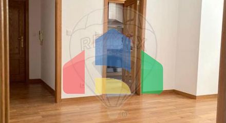 Residential - Condo/Apartment - T1 - Lumiar, Lisbon - PT