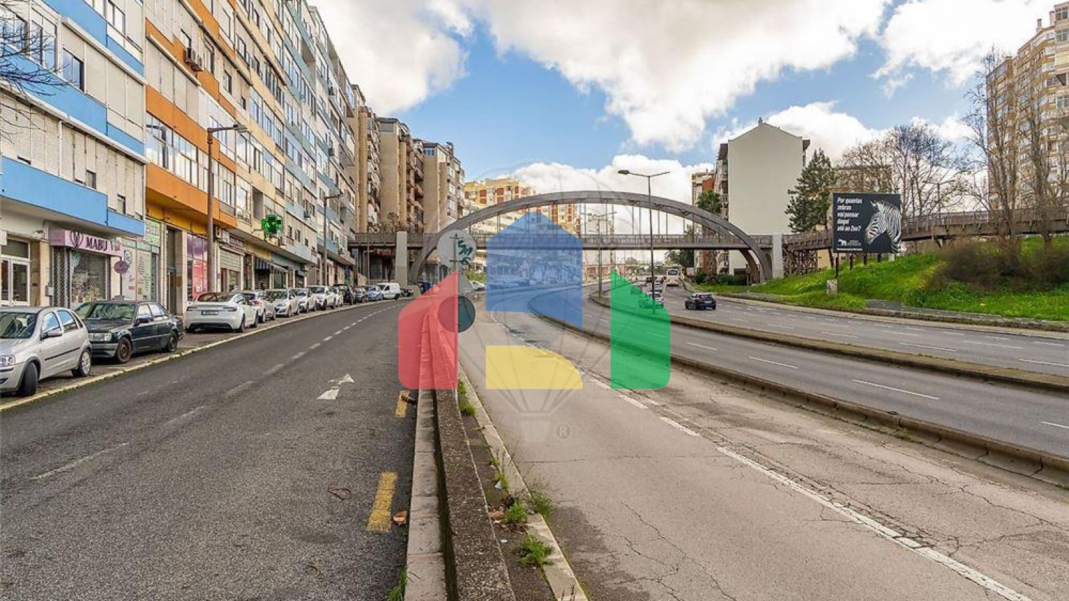 Commercial - Commercial/Retail - Lumiar, Lisbon - PT