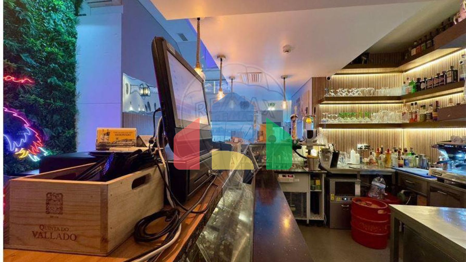 Commercial - Sale of Business - Rio de Mouro, Sintra - PT