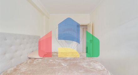 Residential - Condo/Apartment - T3 - Rio de Mouro, Sintra - PT