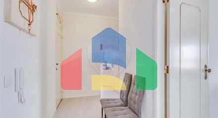 Residential - Condo/Apartment - T3 - Rio de Mouro, Sintra - PT