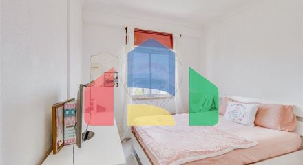 Residential - Condo/Apartment - T3 - Rio de Mouro, Sintra - PT