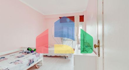 Residential - Condo/Apartment - T3 - Rio de Mouro, Sintra - PT