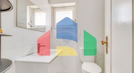 Residential - Condo/Apartment - T3 - Rio de Mouro, Sintra - PT