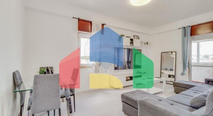 Residential - Condo/Apartment - T3 - Rio de Mouro, Sintra - PT