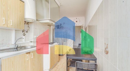 Residential - Condo/Apartment - T3 - Rio de Mouro, Sintra - PT