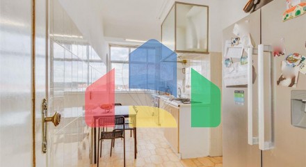 Residential - Condo/Apartment - T3 - Rio de Mouro, Sintra - PT